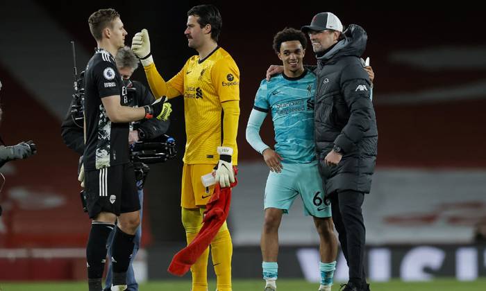 Juergen Klopp: &lsquo;Liverpool chưa nghĩ về Top 4 Ngoại hạng Anh&rsquo;