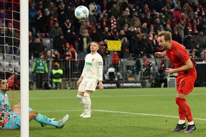 Soi k&egrave;o phạt g&oacute;c Augsburg vs Bayern Munich, 1h30 ng&agrave;y 5/4