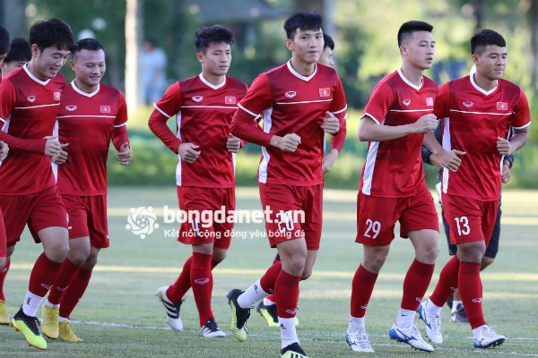ĐT Việt Nam c&oacute; cơ hội diện kiến t&acirc;n Nh&agrave; vua Th&aacute;i Lan ở King&rsquo; Cup 2019