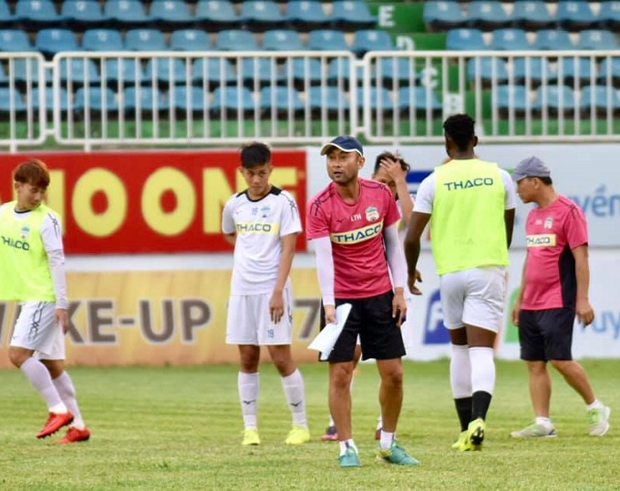 Văn Thanh trở lại, HLV Lee Tea-hoon muốn tặng qu&agrave; CĐV HAGL