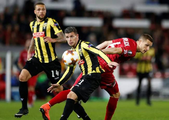 Nhận định, soi k&egrave;o Utrecht với Vitesse Arnhem, 19h30 ng&agrave;y 05/05: Đau đớn xuống hạng