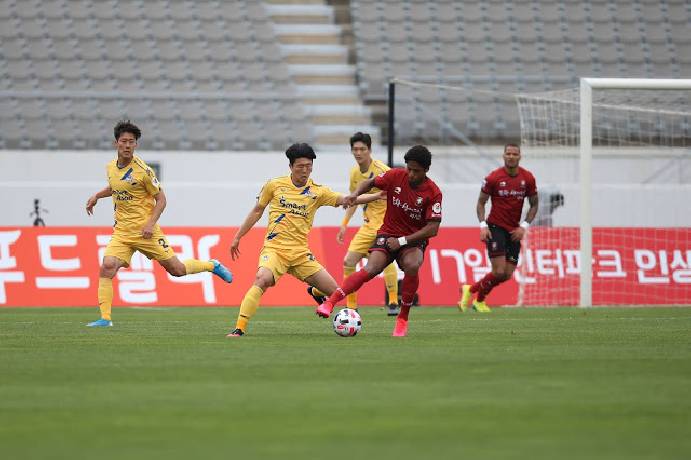 Nhận định, soi k&egrave;o Bucheon vs Chungnam Asan, 16h30 ng&agrave;y 5/6