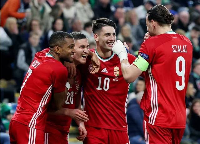 Đội h&igrave;nh ra s&acirc;n ch&iacute;nh thức Hungary vs Anh, 23h ng&agrave;y 4/6