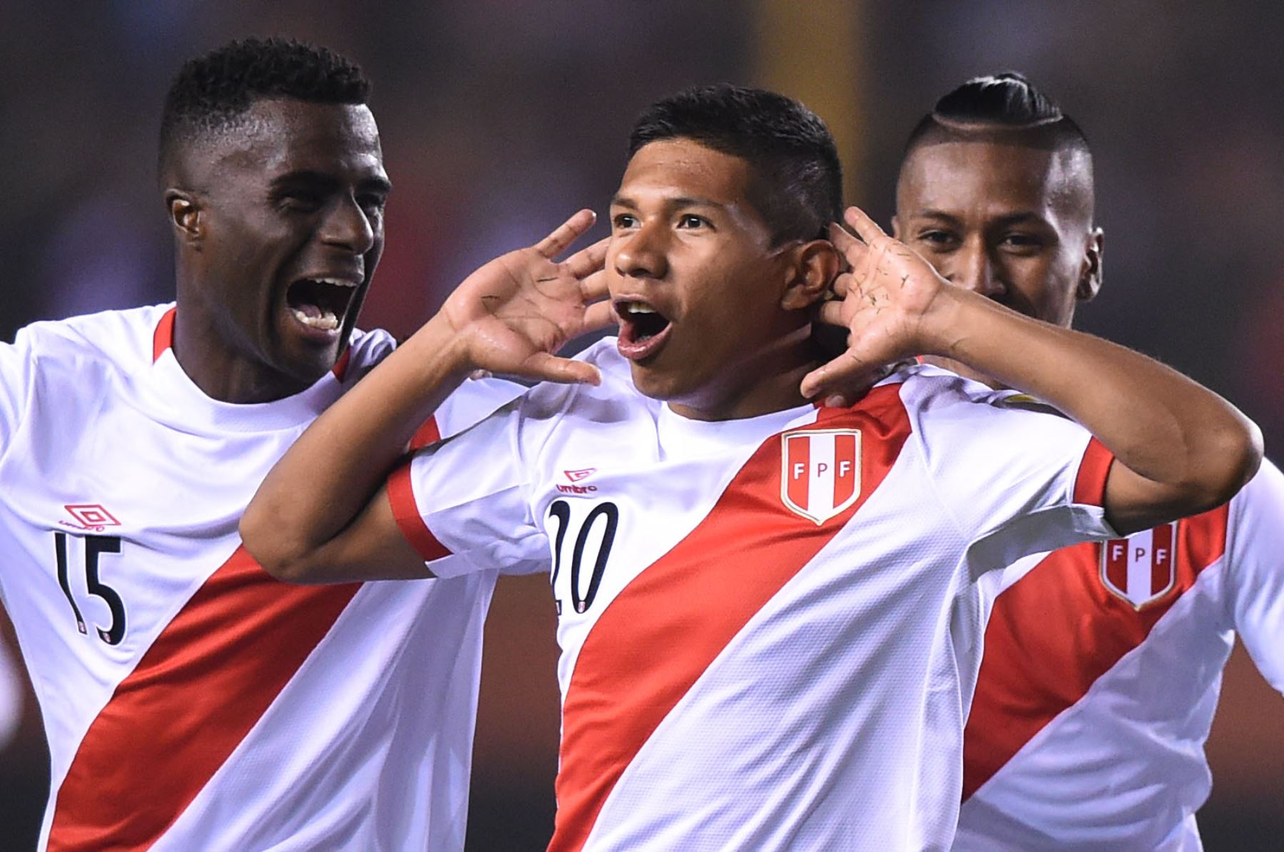Trực tiếp b&aacute;n kết Copa America 2019: Chile vs Peru, 7h30 ng&agrave;y 4/7