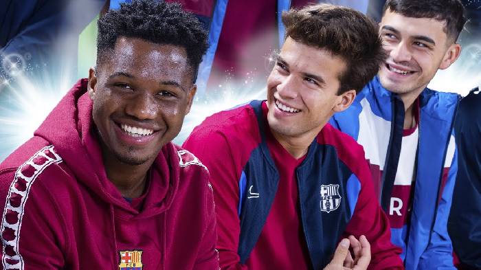 Chủ tịch Barca: 'Ch&uacute;ng t&ocirc;i đ&atilde; nhận được lời đề nghị cho 8 cầu thủ'