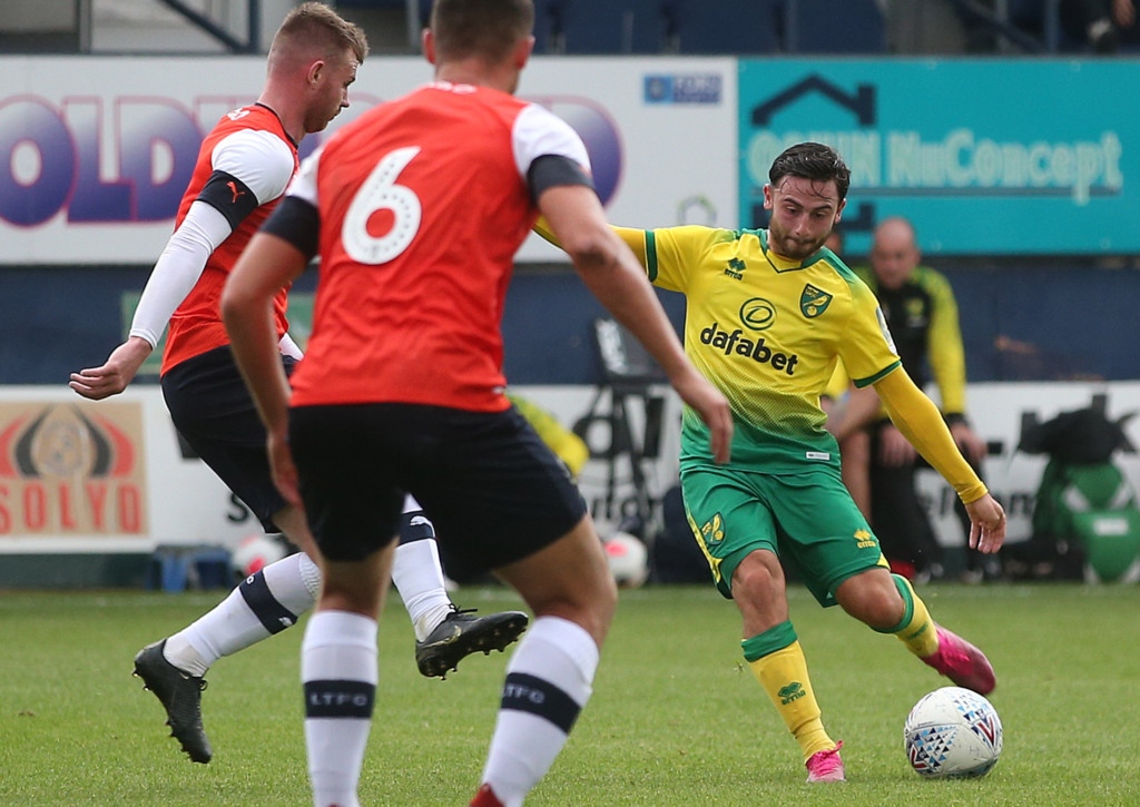 Nhận định Luton Town vs Norwich, 21h00 ng&agrave;y 5/9