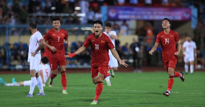 Nhận định, soi k&egrave;o Việt Nam vs Nga, 20h00 ng&agrave;y 5/9: Gấu săn mồi