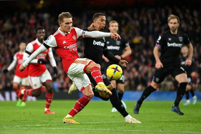 Soi k&egrave;o g&oacute;c Arsenal vs West Ham, 21h00 ng&agrave;y 4/10