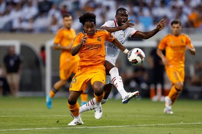 Si&ecirc;u m&aacute;y t&iacute;nh dự đo&aacute;n Real Madrid vs AC Milan, 3h00 ng&agrave;y 6/11
