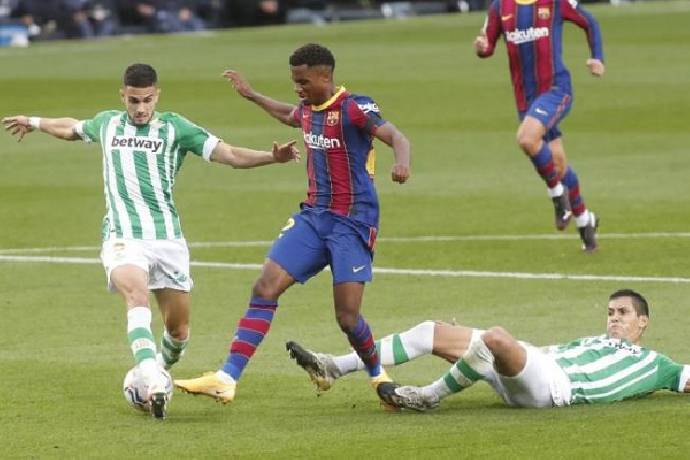 Nhận định, soi k&egrave;o Barcelona vs Betis, 22h15 ng&agrave;y 4/12