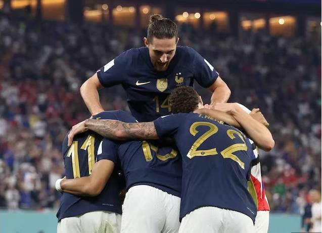 Đội h&igrave;nh ra s&acirc;n ch&iacute;nh thức Ph&aacute;p vs Ba Lan, 22h ng&agrave;y 4/12