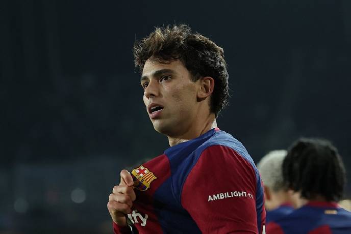 Joao Felix ngạo nghễ ăn mừng trước đội b&oacute;ng chủ quản