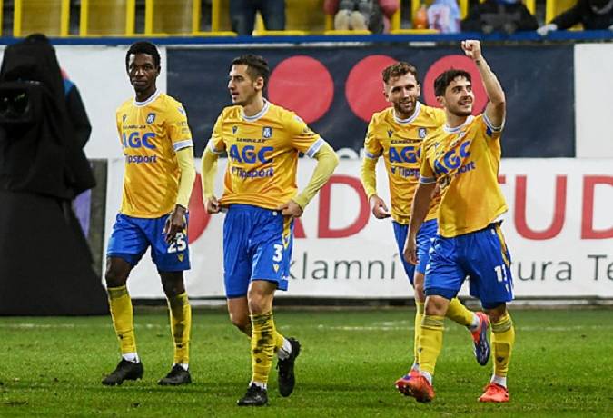 Nhận định, soi k&egrave;o Teplice vs Slavia Praha, 0h00 ng&agrave;y 6/12: Bứt tốc