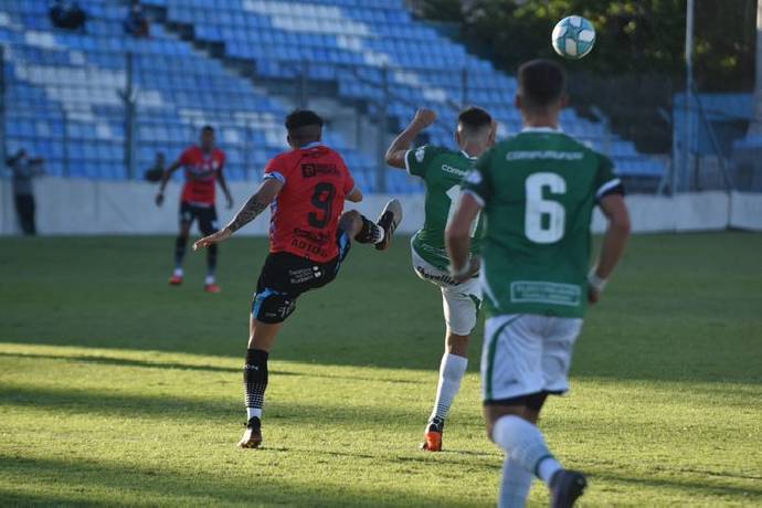 Temperley vs Deportivo Riestra, 5h10 ng&agrave;y 7/1: C&uacute; h&iacute;ch từ C&uacute;p quốc gia