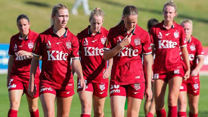 Soi k&egrave;o phạt g&oacute;c nữ Adelaide vs nữ Canberra, 12h ng&agrave;y 7/1