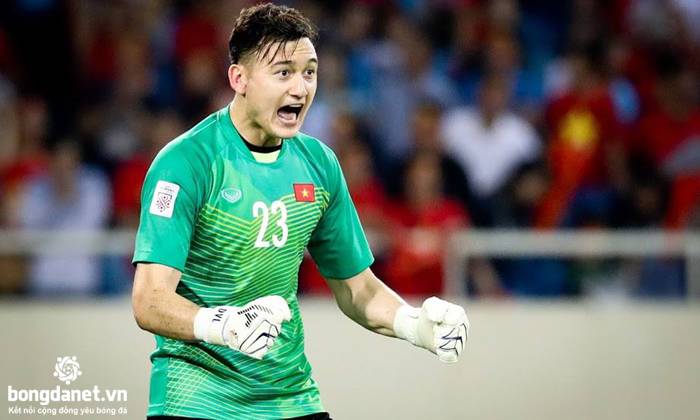 Đặng Văn L&acirc;m kh&ocirc;ng được Cezero Osaka cam kết về số lần ra s&acirc;n