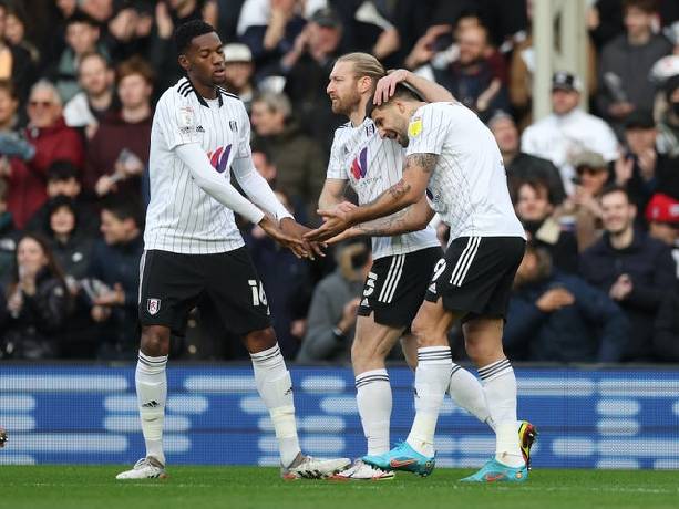 Đội h&igrave;nh ra s&acirc;n ch&iacute;nh thức Man City vs Fulham, 22h ng&agrave;y 5/2