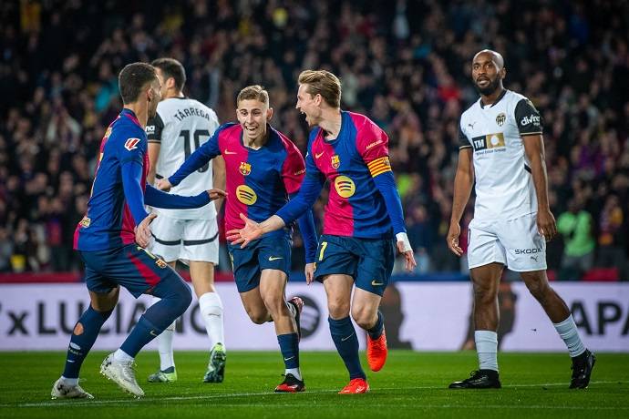 Si&ecirc;u m&aacute;y t&iacute;nh dự đo&aacute;n Valencia vs Barcelona, 3h30 ng&agrave;y 7/2