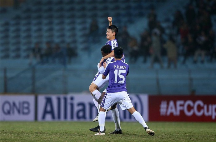 Duy Mạnh su&yacute;t bị tước mất danh hiệu B&agrave;n thắng đẹp nhất tại AFC Cup
