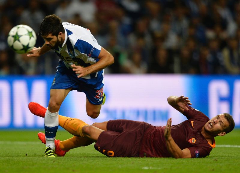 Chuy&ecirc;n gia Matt Law dự đo&aacute;n Porto vs AS Roma, 3h ng&agrave;y 7/3