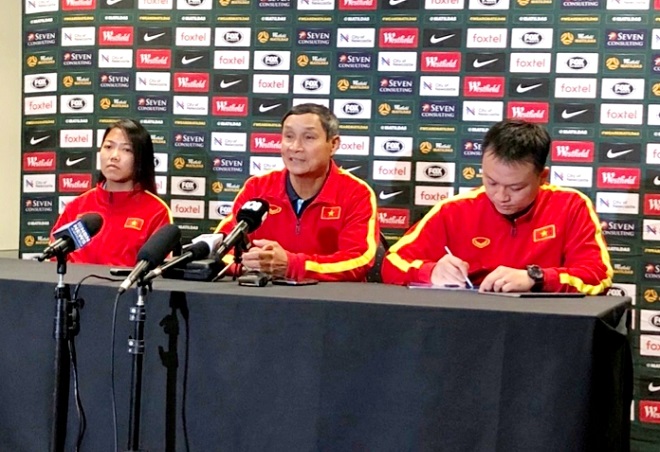 HLV Mai Đức Chung nhận định nữ &Uacute;c vs nữ Việt Nam, 14h30 ng&agrave;y 6/3