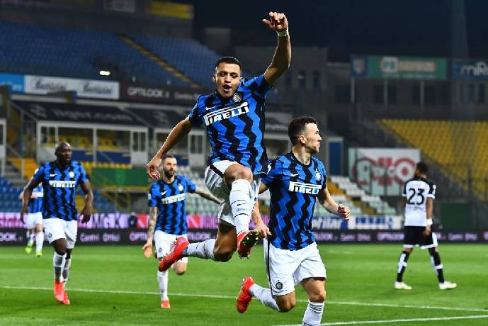 Sanchez lập c&uacute; đ&uacute;p sau 2 đường kiến tạo của Lukaku