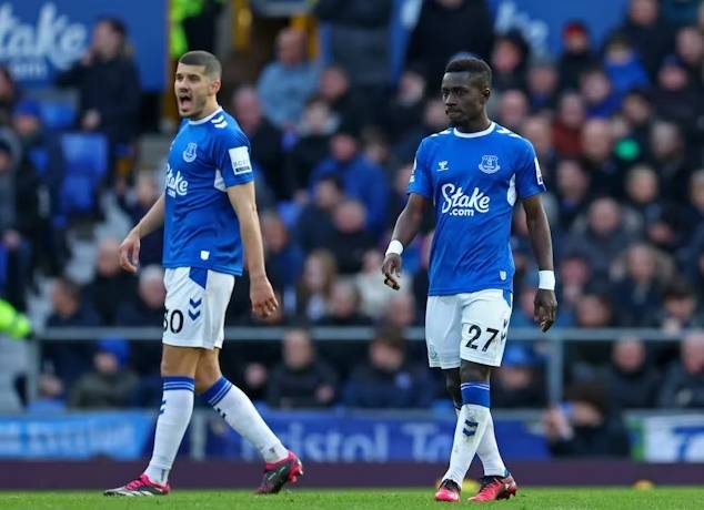 Đội h&igrave;nh ra s&acirc;n ch&iacute;nh thức Nottingham vs Everton, 21h ng&agrave;y 5/3
