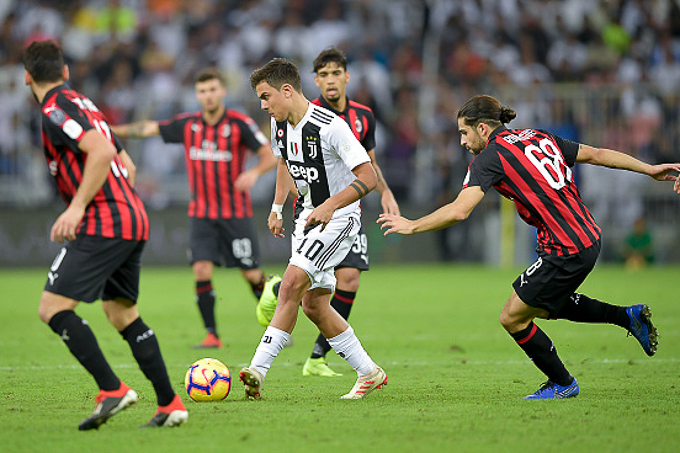 Clarence Seedorf dự đo&aacute;n Juventus vs AC Milan, 23h ng&agrave;y 6/4