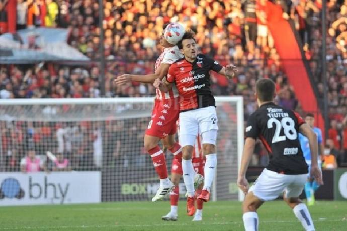 Nhận định, soi k&egrave;o Colon Santa Fe vs Pe&ntilde;arol, 5h15 ng&agrave;y 6/4