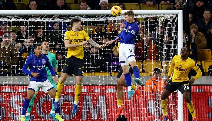 Soi k&egrave;o g&oacute;c Ipswich Town vs Wolves, 21h00 ng&agrave;y 5/4