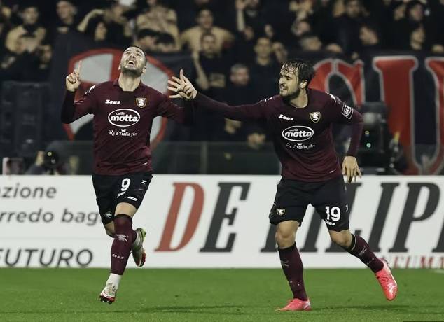 Đội h&igrave;nh ra s&acirc;n ch&iacute;nh thức Salernitana vs Venezia, 23h ng&agrave;y 5/5