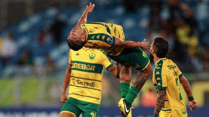 Nhận định, soi k&egrave;o Cuiaba vs Vitoria, 06h00 ng&agrave;y 6/6: Thắng lợi đầu ti&ecirc;n cho chủ nh&agrave;