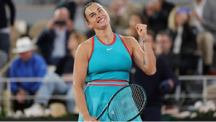 Sabalenka biến Swiatek th&agrave;nh cựu vương, v&agrave;o chung kết Roland Garros