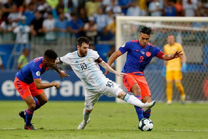 Dự đo&aacute;n, soi k&egrave;o thẻ v&agrave;ng Colombia vs Argentina, 8h ng&agrave;y 7/7