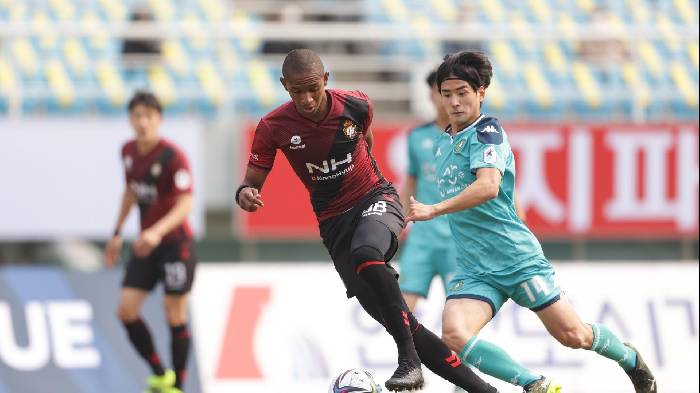 Nhận định, soi k&egrave;o Gyeongnam vs Ansan Greeners, 17h00 ng&agrave;y 5/7: Kh&ocirc;ng qu&aacute; kh&aacute;c biệt