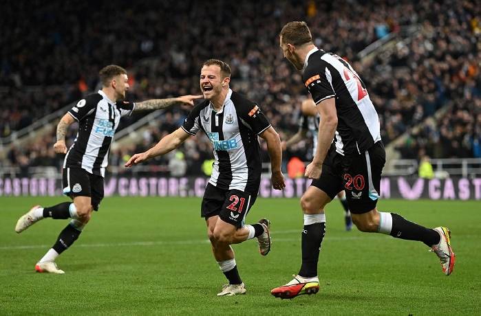 Soi k&egrave;o phạt g&oacute;c Newcastle vs Nottingham Forest, 21h ng&agrave;y 6/8