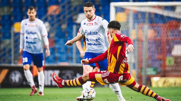 Nhận định, soi k&egrave;o Podbeskidzie vs Resovia Rzeszow, 23h00 ng&agrave;y 5/8: Nỗi lo h&agrave;ng thủ