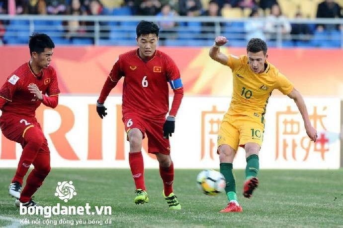 Soi k&egrave;o phạt g&oacute;c Việt Nam vs &Uacute;c, 19h ng&agrave;y 7/9