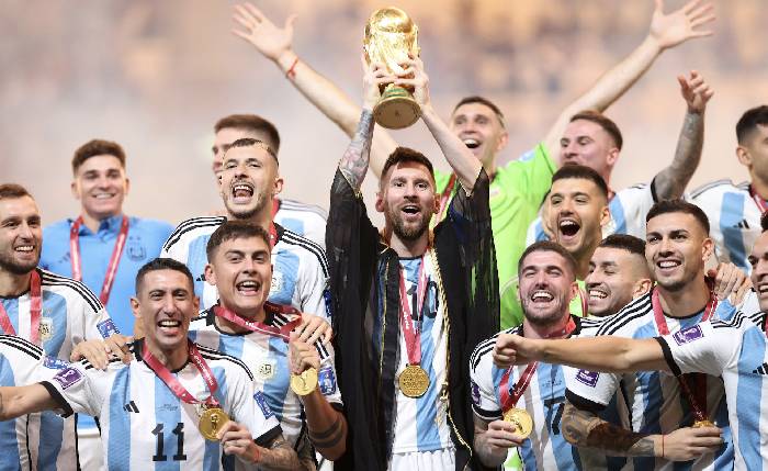 'World Cup 2022 đ&atilde; được d&agrave;n xếp, Messi phải l&agrave; nh&agrave; v&ocirc; địch'