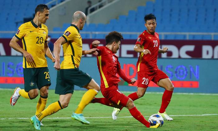 Dự đo&aacute;n Trung Quốc vs Việt Nam (0h 8/10) bởi James Mackenzie