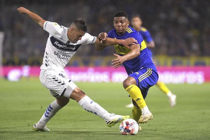 Soi k&egrave;o phạt g&oacute;c Gimnasia vs Boca Juniors, 7h30 ng&agrave;y 7/10