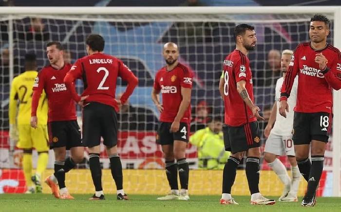 Chỉ trong 3 ng&agrave;y,c&oacute;  2 HLV đối thủ x&aacute;c nhận vj tr&iacute; 'tử huyệt' của M.U