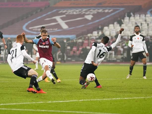 Dự đo&aacute;n, soi k&egrave;o thẻ v&agrave;ng West Ham vs Crystal Palace, 21h ng&agrave;y 6/11