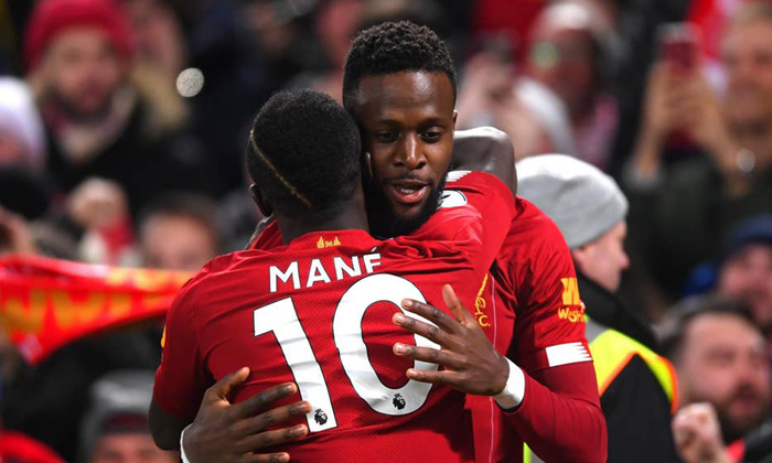 V&ugrave;i dập Everton, Liverpool lập kỷ lục vĩ đại tại Ngoại hạng Anh