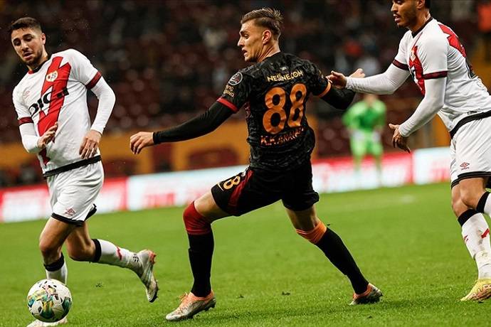 Nhận định, soi k&egrave;o Galatasaray vs Villarreal, 0h00 ng&agrave;y 7/12