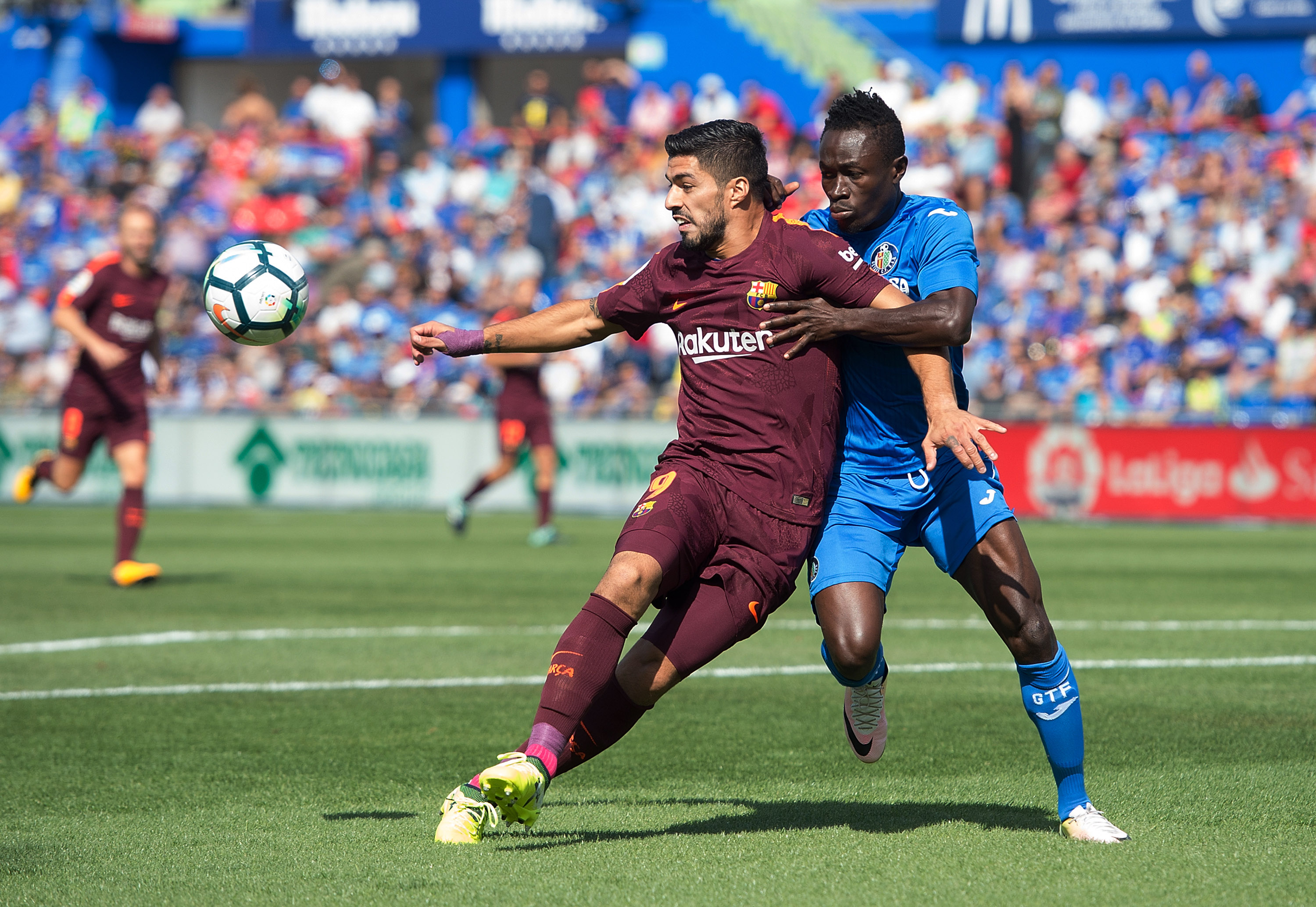 Nhận định Getafe vs Barcelona 02h45 07/1 (VĐQG T&acirc;y Ban Nha)