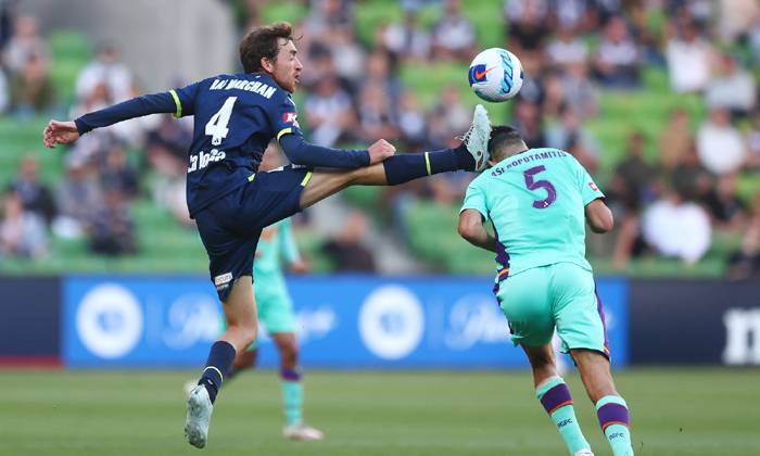 Ph&acirc;n t&iacute;ch k&egrave;o hiệp 1 Melbourne Victory vs Adelaide, 15h45 ng&agrave;y 8/1