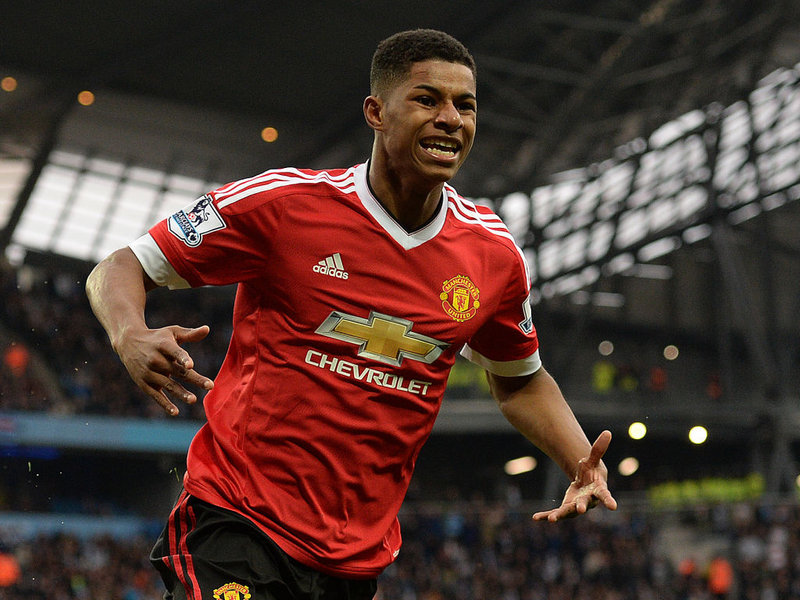 Tăng lương gấp 3, MU quyết giữ ch&acirc;n sao trẻ Rashford