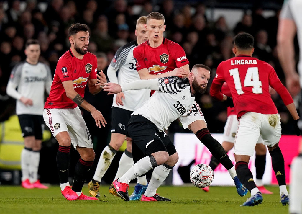 Kết quả b&oacute;ng đ&aacute; h&ocirc;m nay 6/3: Rooney bất lực ngăn MU v&ugrave;i dập Derby County
