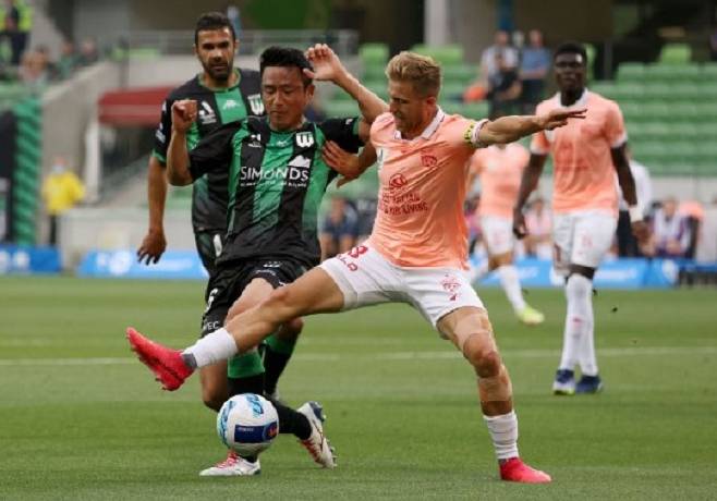Soi k&egrave;o phạt g&oacute;c Western Sydney Wanderers với Western United FC, 15h45 ng&agrave;y 8/3